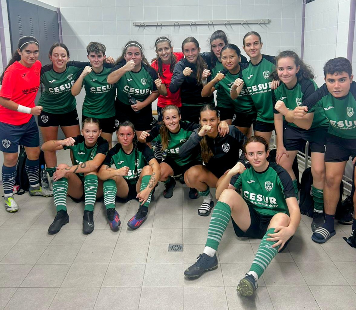 SMXathletic's tweet photo. ⚽💚 PRIMERA AUTONÓMICA FEMENINA | Jornada 3 | Grupo Primero 🏆
✅ #CDZeneta 0 - @SMXathletic 6
🔝 Nuestro filial sigue con la buena racha y consigue su segundo triunfo consecutivo ✨
#Equipo @cesurformacion https://t.co/z1cRUv4JY0