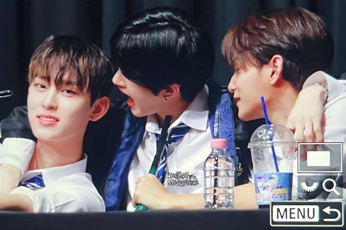 HeartShooter912's tweet photo. 231119 프리뷰

#집중집중_현식이_보러올_사람

#XODIAC #소디엑 
#현식 #원현식 
#HYUNSIK #WONHYUNSIK 
#리오 #LEO #자얀 #ZAYYAN https://t.co/WdhqINWgIG