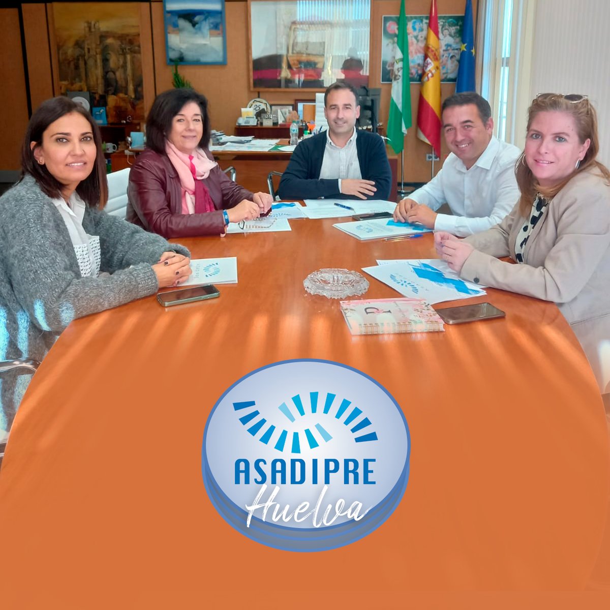 asadipre's tweet photo. La junta directiva de Asadipre Huelva se ha reunido con el delegado territorial D. Carlos Soriano García, la jefa de ordenación educativa y la responsable de formación para abordar la problemática concreta de los centros de la provincia y las necesidades de principios de curso. https://t.co/kibdZN9sAV