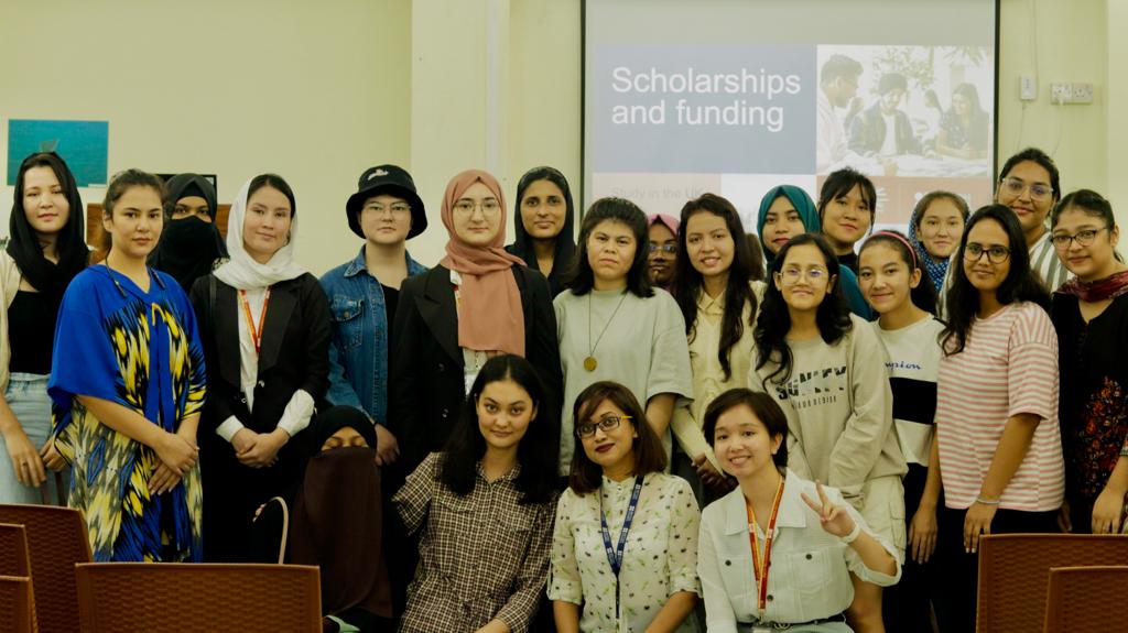 British Council Bangladesh tweet media