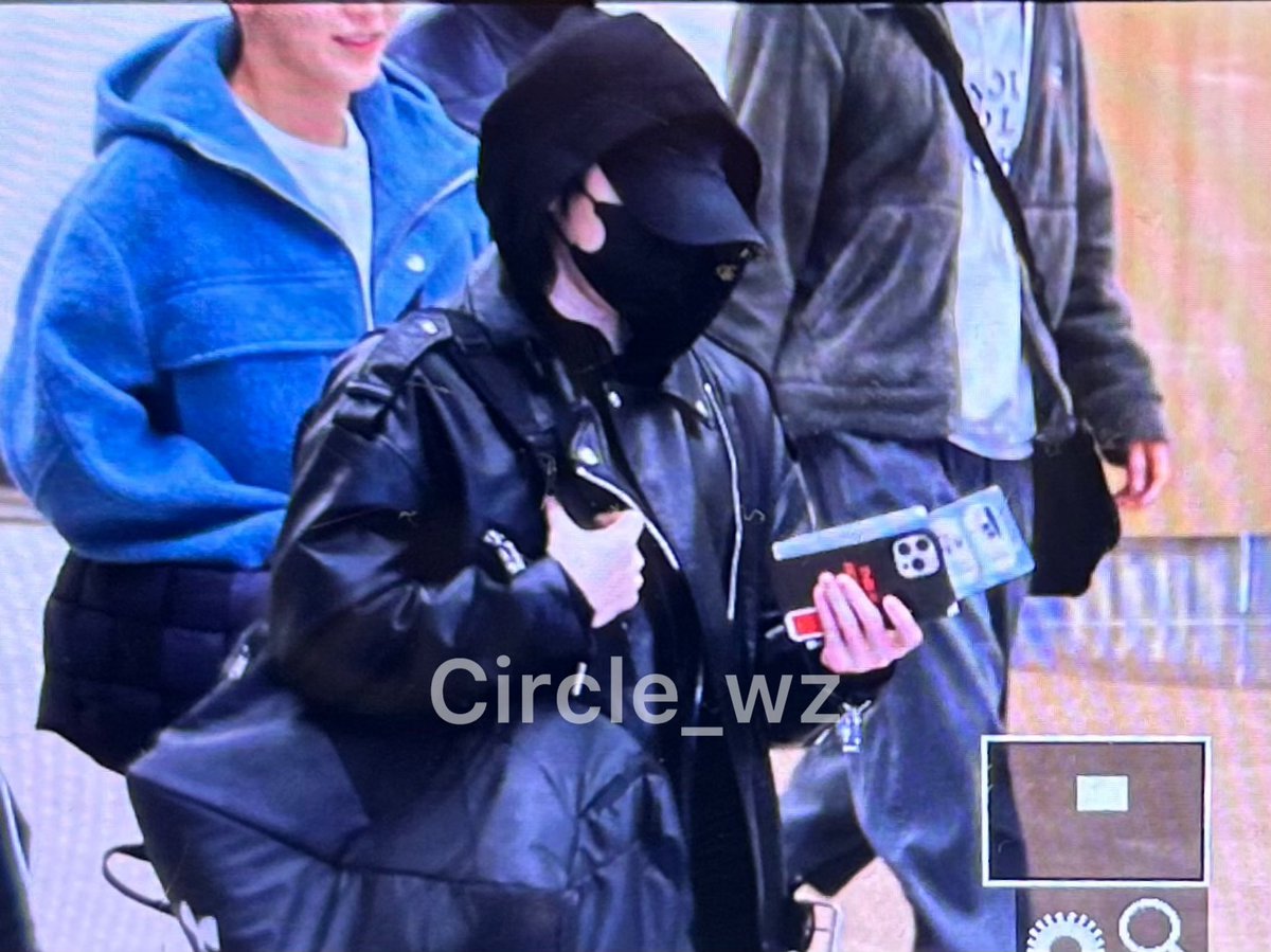 231119 김포 출국

지훈아 미리 생일 축하해!!! 콘서트 파이팅!!!

#seventeen #세븐틴 #woozi  #우지 #이지훈 #ウジ