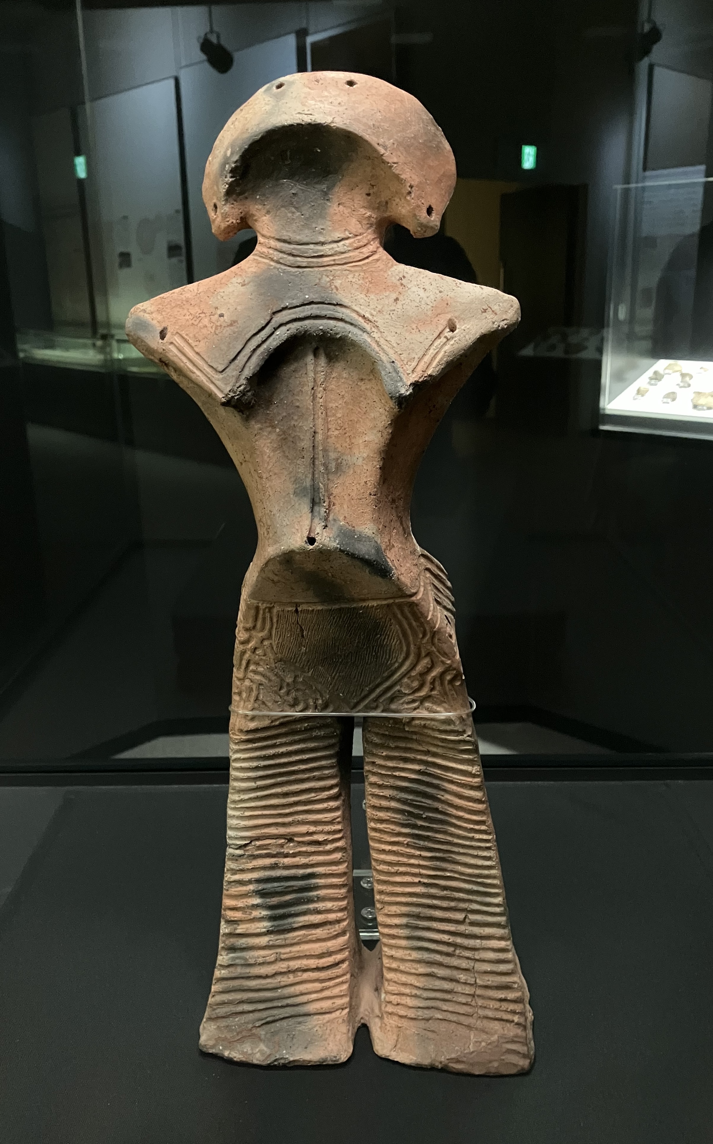 縄文土偶と女神信仰 縄文土偶と女神信仰 | 渡辺 仁 |本 | 通販 | Amazon