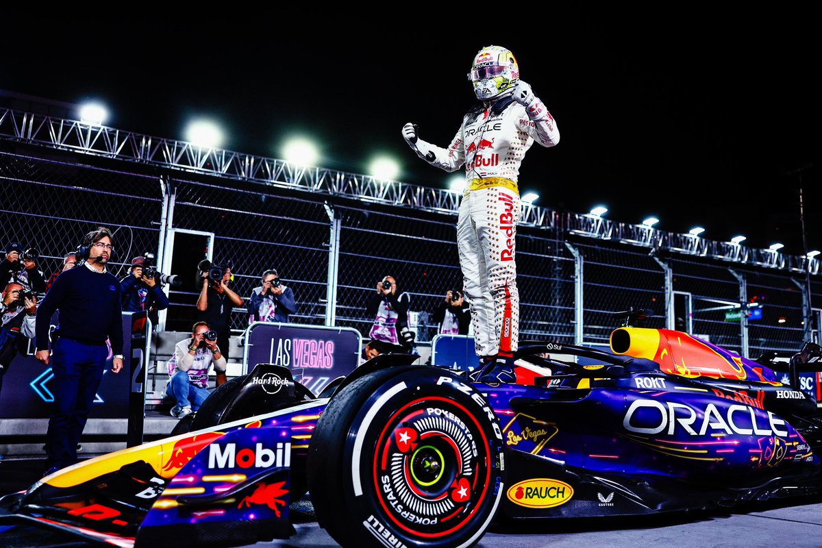 Max Verstappen tweet media