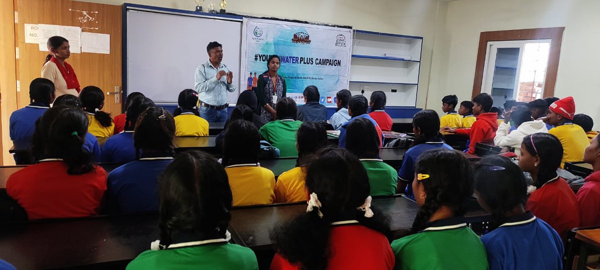 SouthSova's tweet photo. On the occasion of "World Toilet Day," Radio Dhimsa, with the support of Radio Bulbul, has organised narrowcasting  sessions to heighten awareness, foster hygiene, and advocate for a world where everyone enjoys dignified access to sanitation facilities.
#Youth4WaterPlusCampaign https://t.co/91wNavd5Xl