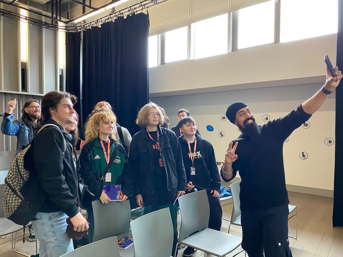 MrASingh's tweet image. Fantastic delivering short-form video workshops to young people at @BBCYoungReport Belfast with the @BBCAcademy team! Epic ideas and videos created by the groups! 👏

Behind-the-scenes video coming soon! 😃 #shortform #digitalskills #tiktok #bbcyoungreporter #videoskills