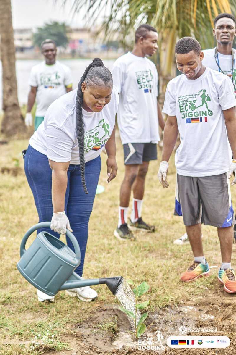 CdpTogoFrance's tweet image. Nous saluons la présence @EApampa , chargée à la communication, responsable commission genre et affaires sociales du Cdp togo france !

@Franceautogo