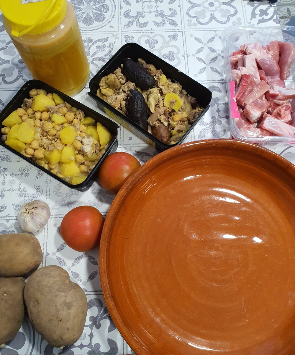 Con las sobras del cocido de ayer y un poco más, ¿a qué no sabéis lo que voy a preparar para comer hoy?