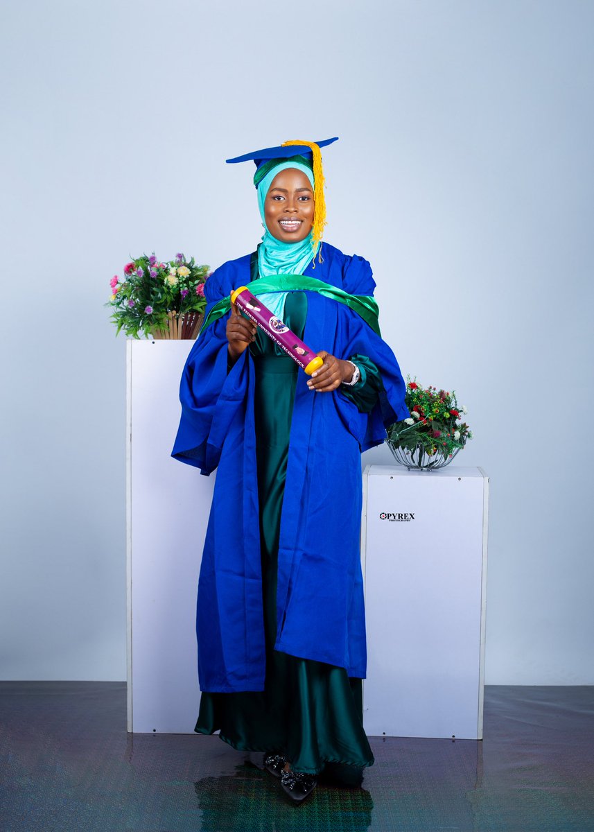 SekinatFayoyin's tweet photo. Alhamdulillah ๐
Ya Rabb u did again ๐๐ฅฐ๐
https://t.co/gPWvNLzCH6 in Ecotourism an wildlife management BAGGED with Second Class (HONS) Upper Division
At this moment, the Tassle really worth the Hassle๐ช๐บ
#GrandezaClass21
#FUTA33RDCONVOCATION
#Futaclass21 https://t.co/3AAsMQgV8f