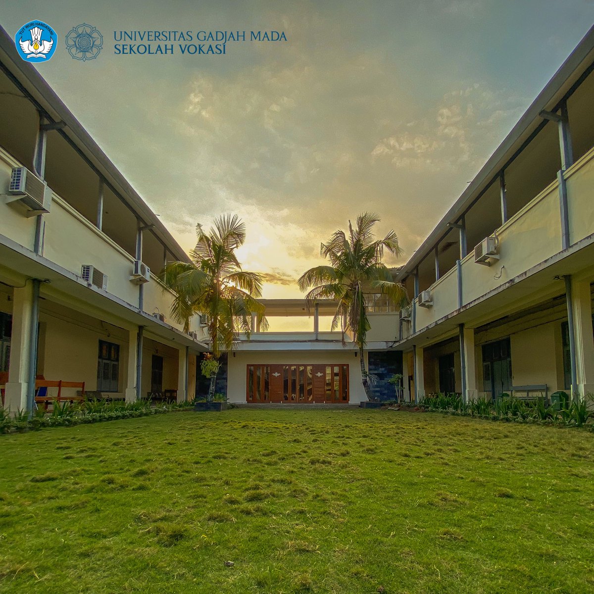 Selamat hari minggu #SobatVokasiUGM ✨🌅

Apa kegiatanmu weekend ini? ☺️🫶🏻

Photo by @faturrrrrrr091872

#PojokVokasi #PantjaDharma #sekolahvokasiugm #vokasi #ugmyogyakarta #vokasiindonesia