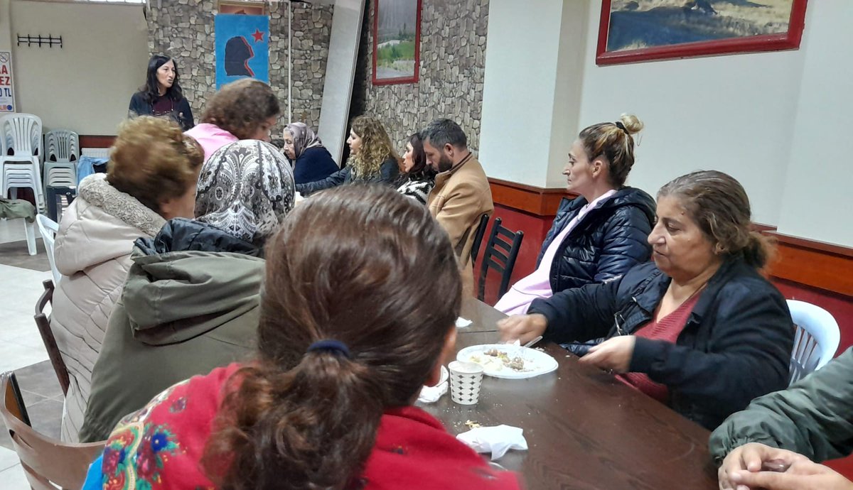 ydkresmi's tweet photo. Sarıgazi’de kadınlarla kahvaltıda buluştuk

🔗https://t.co/Rp7lsI8fwN https://t.co/hX8hZaKDGS