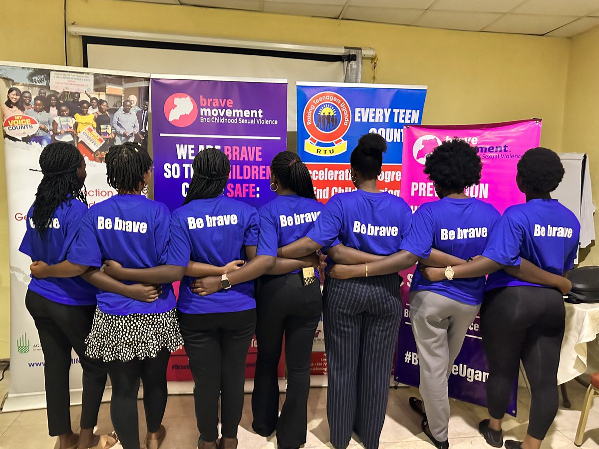 WezeshaGirls's tweet photo. We are happy to have Joined other members of @BebraveUganda for a session with University students and Leaders:
It was an opportunity to share, Learn and unlearn ways to prevent Sexual Violence & exploitation:
@BeBraveGlobal #BraveMovement #LearningFromSurvivors @together4girls https://t.co/tSSEml6c0F