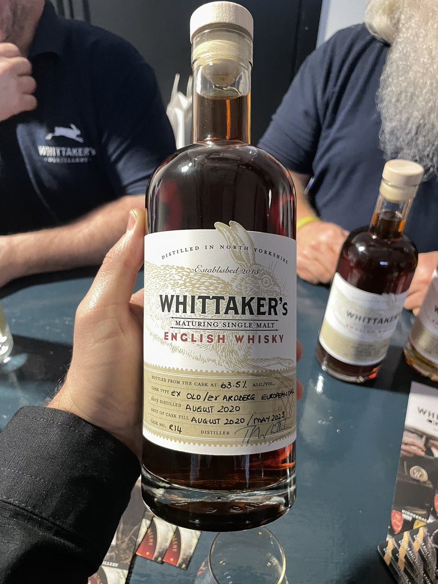 DarrenGlencairn's tweet photo. The Scot in me shouldn’t have enjoyed a whisky festival with ONLY English whisky that much… freeeeedom 🏴󠁧󠁢󠁳󠁣󠁴󠁿! https://t.co/6yjuJOWvsi