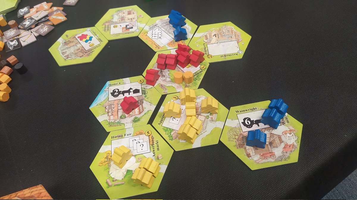IvanIserte's tweet photo. Trajan y Keyflower en El #DauNit. Dos euros viejunos pero cojonudos. También echamos un Océanos de papel y un Future Inc muy salao. Estoy petao hoy. Hasta el año que viene!!! https://t.co/0PePYsfXLI