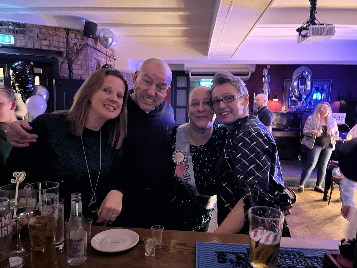 Sam Johnson tweet media