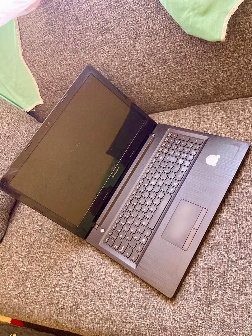 Noedson_tz's tweet photo. NAOMBA REPOST ZENU WAKUU🙏

Pc ipo sokoni hivi sasa, kampuni ya lenovo toleo la mwisho.
Ukubwa wa GB500
RAM GB4
warranty🚫
price 270k (tunaongea🙏)

Mcheki 👉@cooIest_Kid14 https://t.co/3DVbfdy5pO