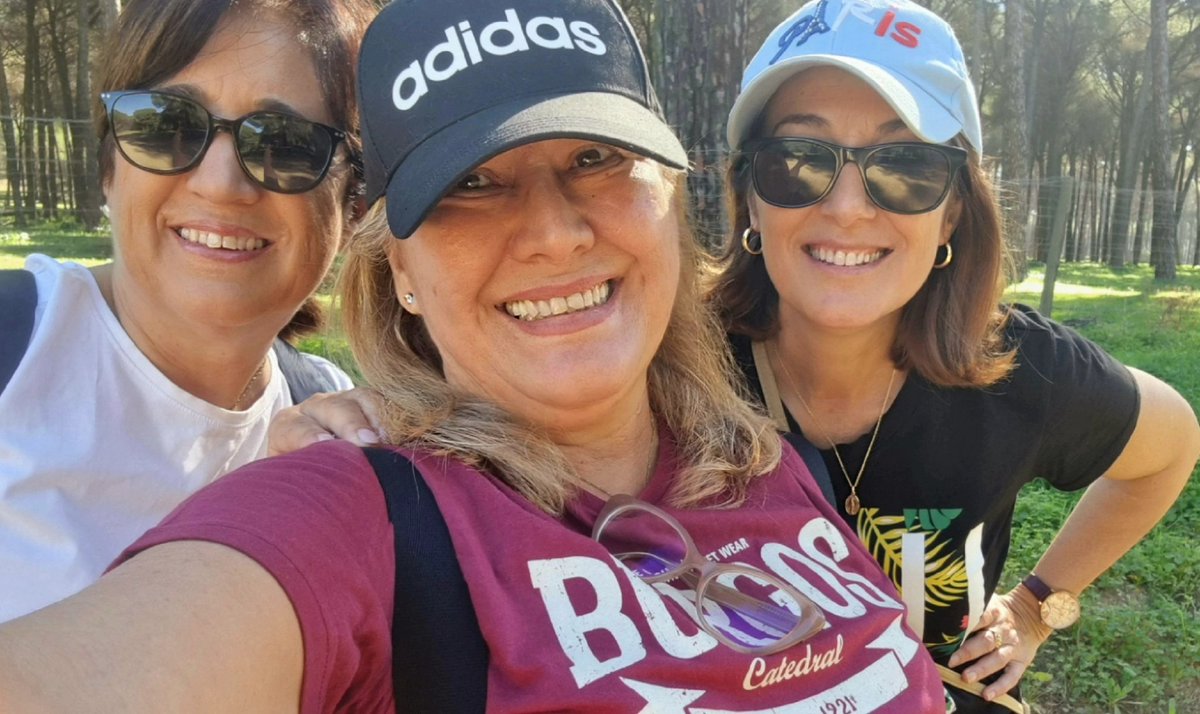 maritahermano's tweet photo. "Seamos agradecidos con las personas que nos hacen felices, ellos son los encantadores jardineros que hacen florecer nuestra alma".
Marcel Proust
#MisAmigas #SonParteDeMiAlma https://t.co/ehwQvX5vpf