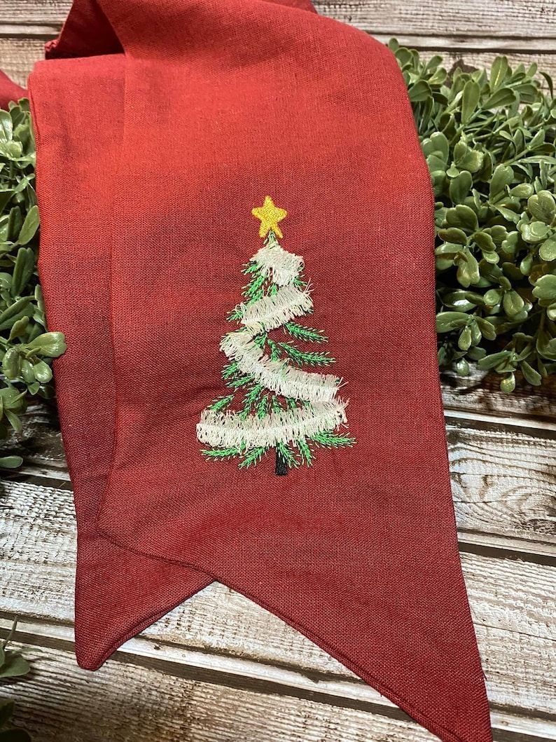 artapli's tweet photo. Fringed Christmas tree
https://t.co/WdLh9mhO5V
#machineembroiderydesign #machineembroidery #embroidery #embroiderydesign #machinebroderie #bordado #Stickdatei #Christmas #Xmas #spruce #ChristmasTree #pine #fringed #fluffy #ITHembroidery #InTheHoop #sweethome #holidays #artapli https://t.co/v6hQ2bgjL8