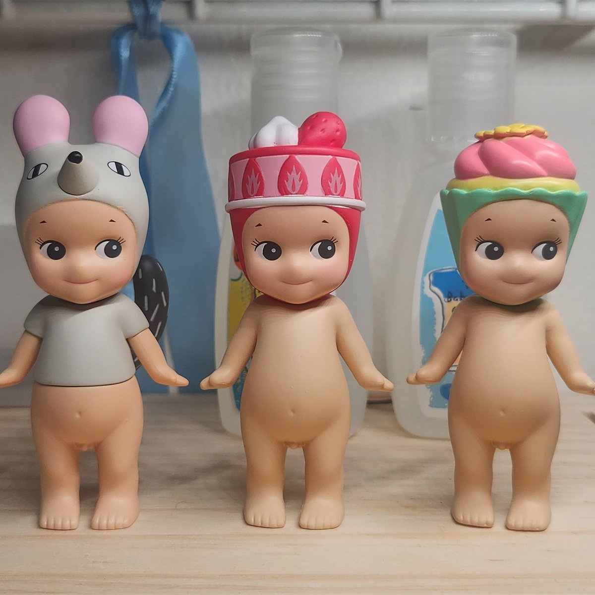 killiemoroll's tweet photo. ✮  wtt  lft ph  ﹒sonny angels ☁️

— have : 
— want : lilybell / drop offers
— all mint / fresh pull 

 will not respond to dm offers !

#.strawberry shortcake sweets cupcake cilla dw creatures https://t.co/nTZmUNJQli