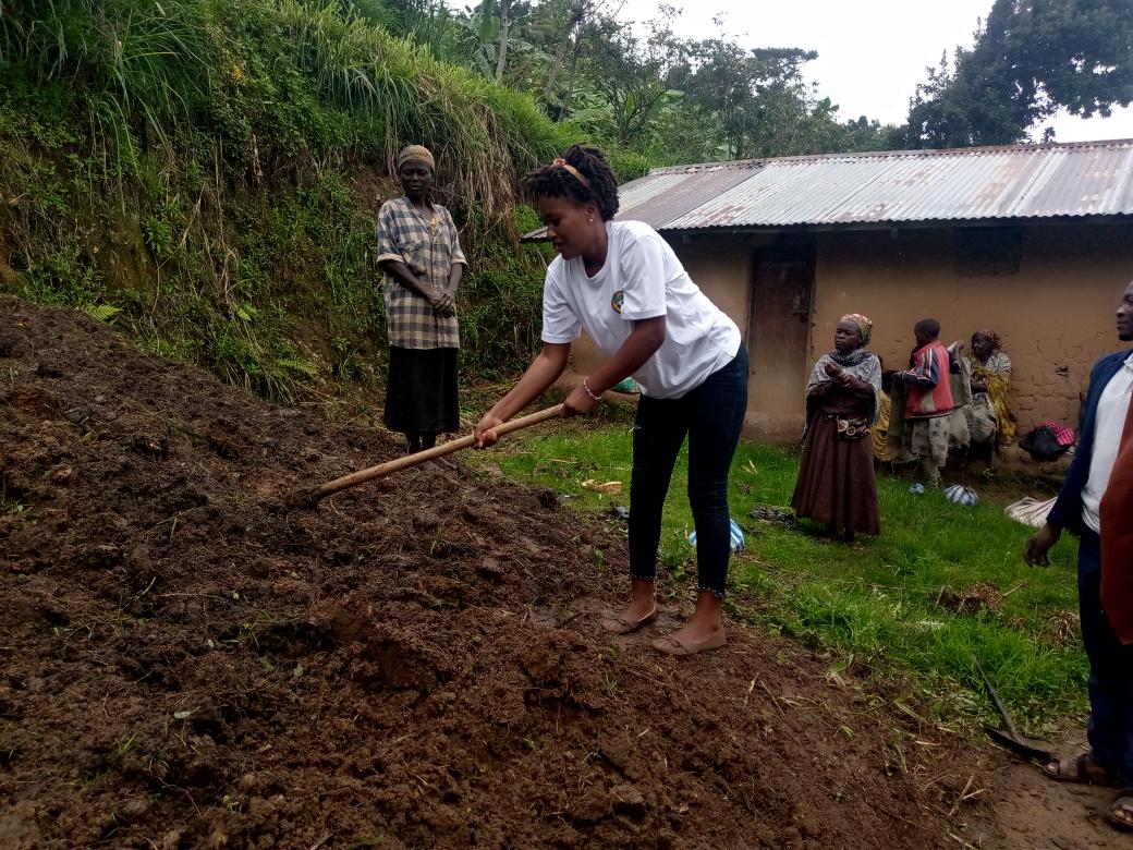 MbungaFor39318's tweet photo. malnutrition and food insecurity is extremely concerning in mbunga,  It is contineously claiming lives of children, breastfeeding child-mothers, and girls, robing their dreams, increasing inequality &amp; eroding the entire community. But this crisis is preventable. join us to help! https://t.co/Hf2Nu0dbd4
