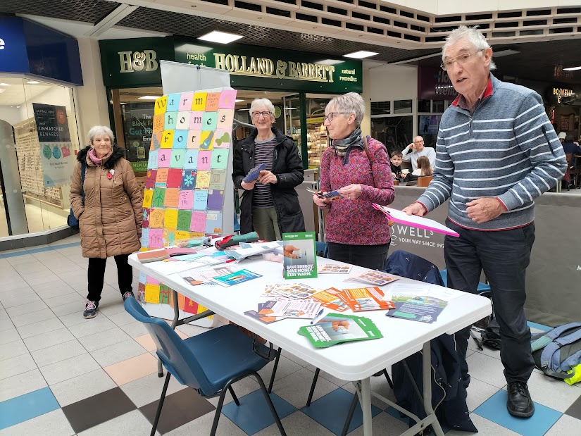 This is he paper quilt we made yesterday to call for help with energy bills plus money for insulation and clean energy #UnitedForWarmHomes