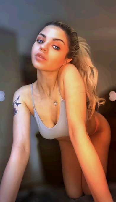 Cum to my birthday 🥳 🎂 🎉 Party! YOUR FREE TICKET IS BELOW 👇 (check comments) gona be a big one! https://t