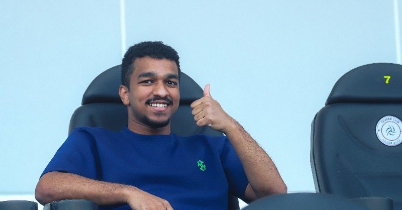AlShababSaudiFC's tweet photo. جولة نادي ومتحف #الشباب"
جولة تخوض خلالها في ماضي وحاضر ومستقبل "شيخ الأندية" 

وأثناء الجولة ستلتقي باللاعبين وتلتقط الصور معهم.. ليس كذلك فقط بل ستحصل على قميص النادي موقع عليه من نجوم الفريق 🤩

احجز تذكرتك الآن.. وكُن من أوائل المستمتعين بالجولة 🤍