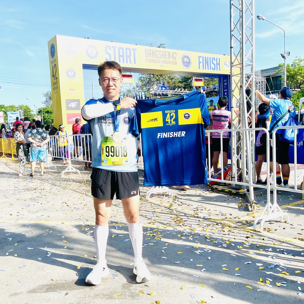 PhontakornW's tweet photo. กลับมาวิ่งงานบางแสน 42 อีกครั้ง ⛵️🏃🏻‍♂️😊 #thairun #thairunฮับความสุขนักวิ่ง #วิ่งไหนดี #wingnaidee #วิ่งไหนกันปั่นไหนดี #adidas #adizeroadiospro3 #beatyourself #beatyesterday #garminfenix6X #บางแสน42 #Bangsaen42 #BS42 #MICEChannel #BANGSAEN42 #BS422023 #EliteLabel https://t.co/iDcroEut1J