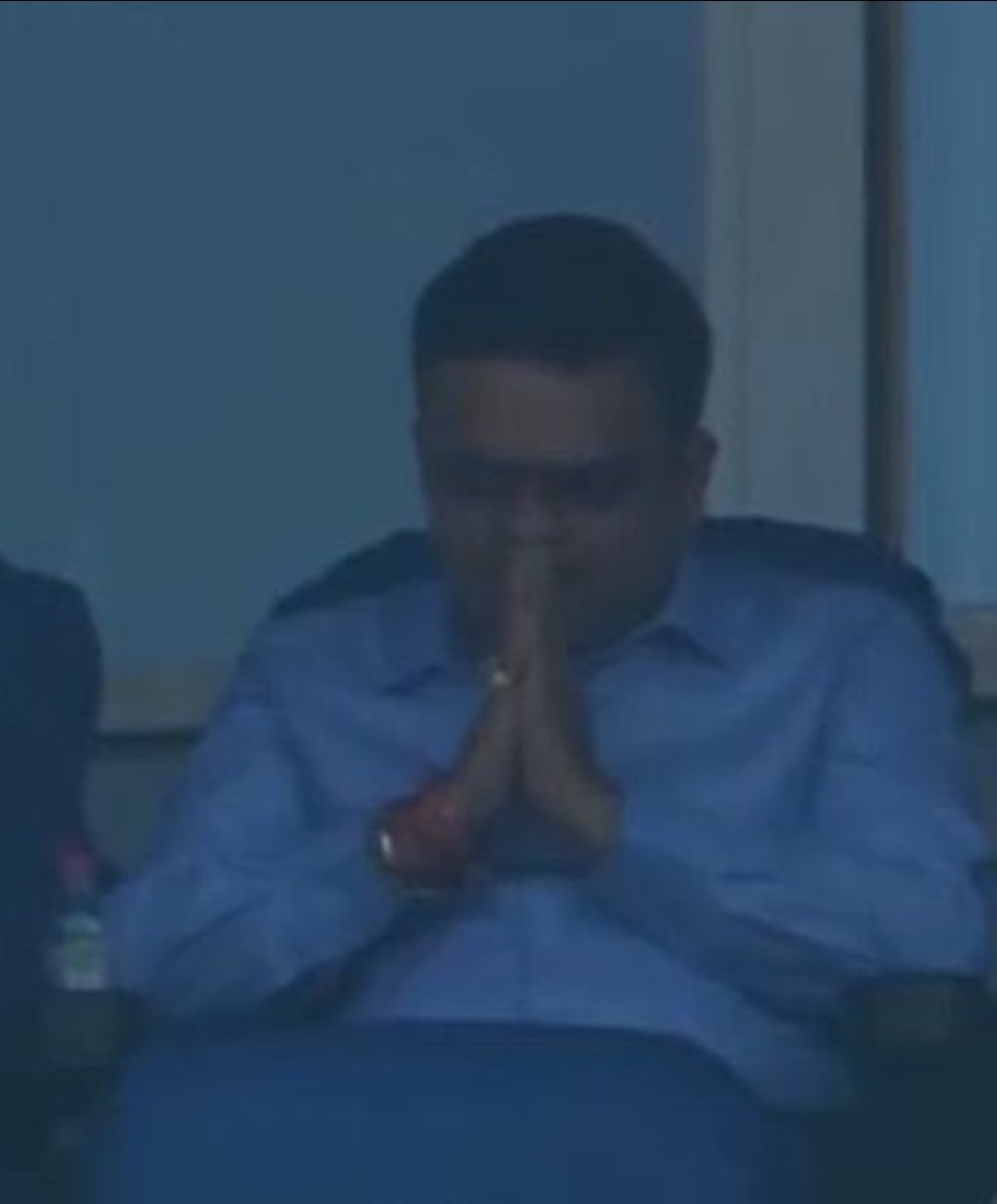 Dear Indian fans, Jay Shah ke script ke bharose mat betho, kya pata jay shah khud bhagwan bharose ho😢😢

#INDvsAUSfinal #CWC23 #INDvAUS