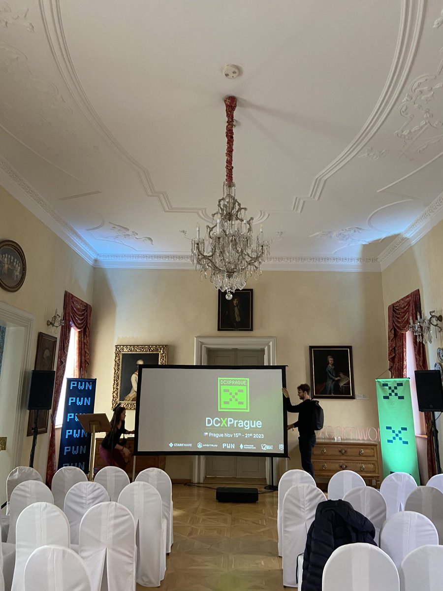 GM GM! Dreamworld Prague starting soon! If you’re in Prague Castle join us for sparkling talks &amp; open jam sessions on the future of Ethereum. Dare to dream ✨

Thanks to our amazing speakers <a href="/DennisonBertram/">Dennison</a> @itsbearmans <a href="/leashless/">Vinay</a> <a href="/divastaking/">Diva Staking</a> &amp; more!

dcxprague.org