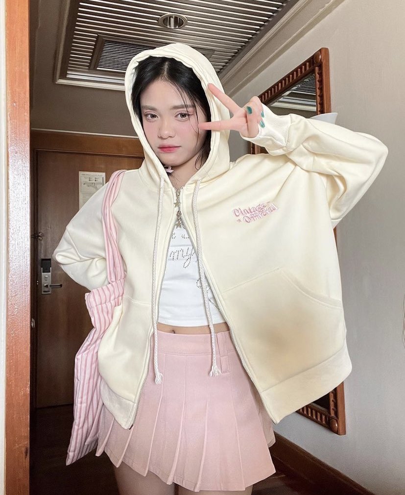 🎀 dm only kubb 🫧 tweet media