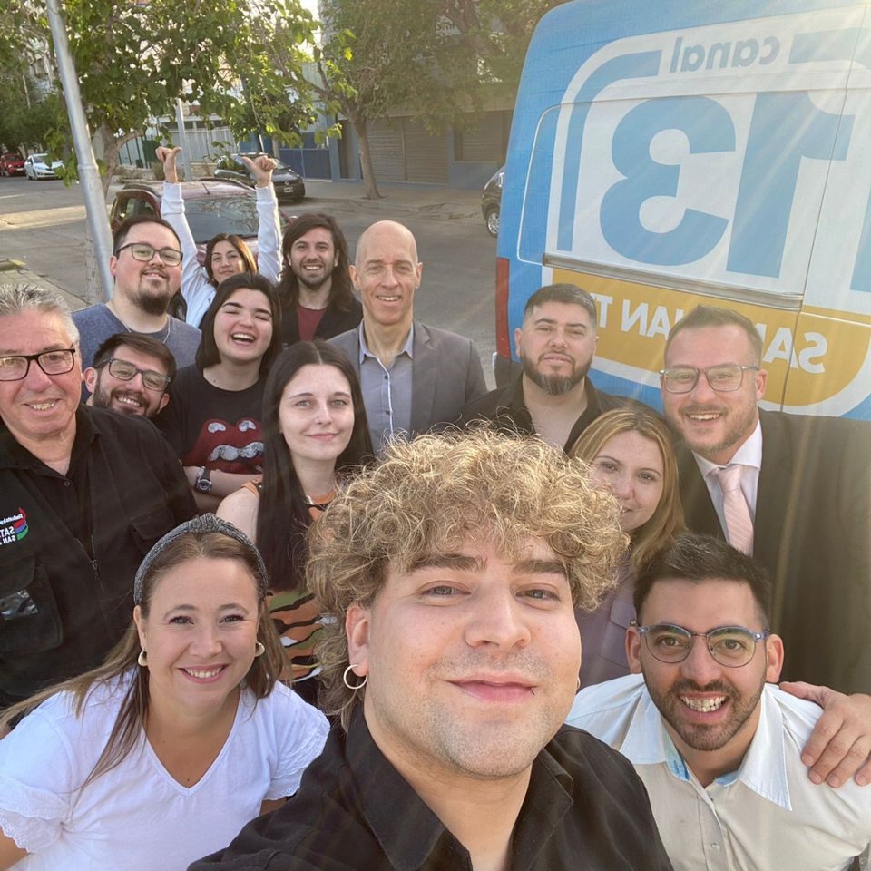 TejadaNacusi's tweet photo. #HayEquipo 
#Balotaje2023 #ArgentinaElige 
#TDA 30.1 #SuperDigital 14 #Youtube Canal 30 San Juan 

🇦🇷@sanjuantv 🇦🇷 https://t.co/jVgw4eUVAp