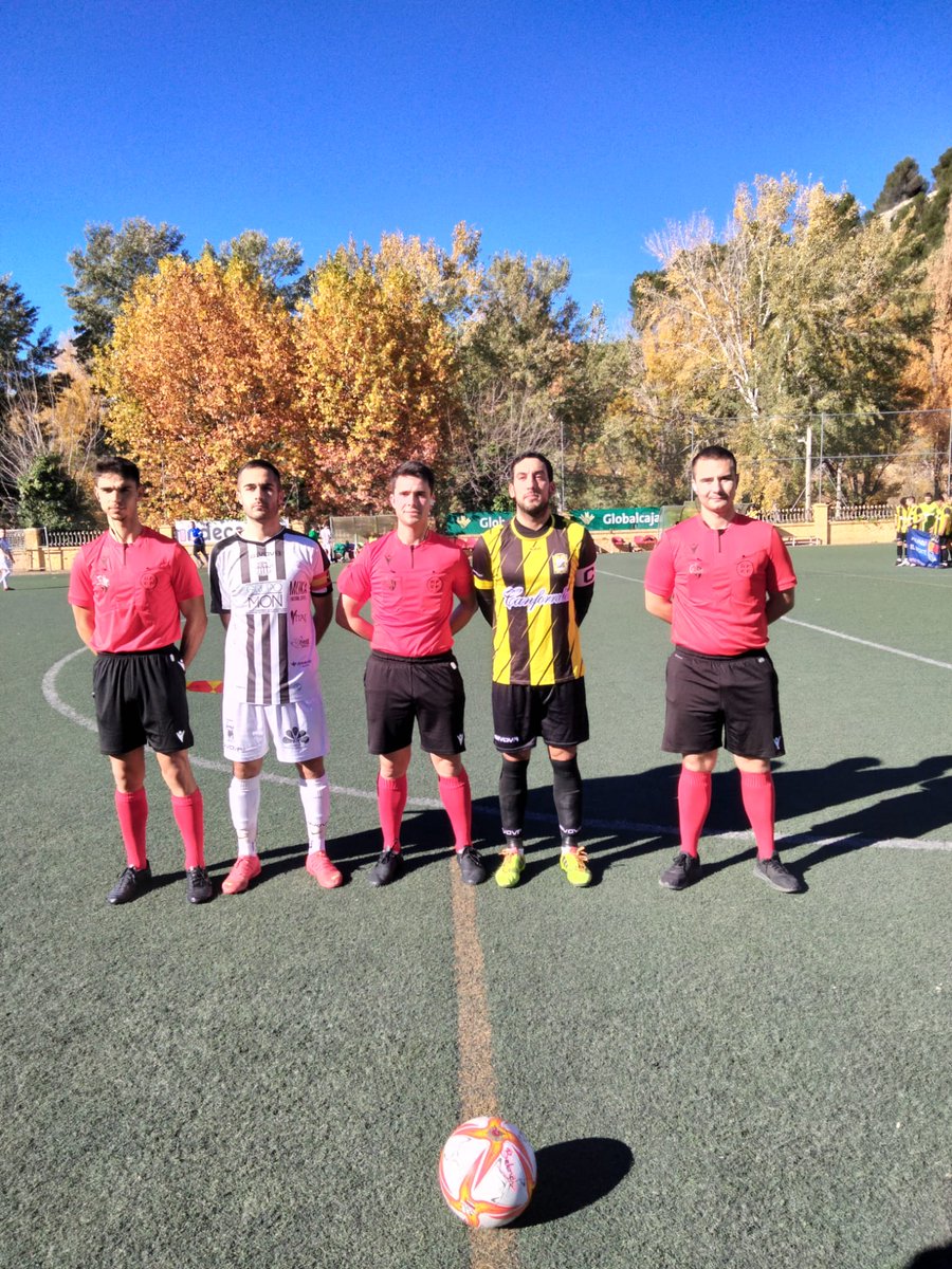 manchegoprov's tweet photo. Comienza el partido en el Joaquín Caparrós https://t.co/4gwdzfiXg4