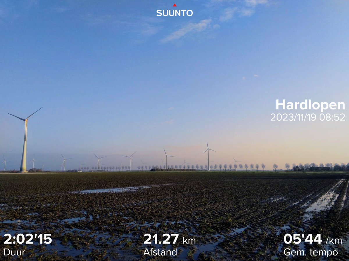 JongejanRichard's tweet photo. Ee kort mini feestje met de zon ☀️ voordat de regen en wind het weer overnemen. Fijne zondag!
@loopmaatjes @hardloopvriend
@Lelystad @mooiflevoland @visitflevoland #sundayvibes
#herfst #miniparty #running
#suunto #Hardlopen https://t.co/1qf8uCriFQ