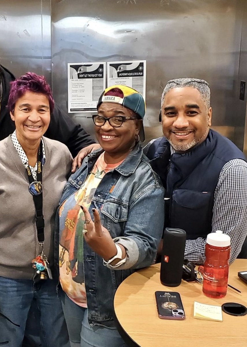 Marcia Ranglin-Vassell,M.Ed (@mranglinvassell) on Twitter photo I do breakfast duties! To be able to sing, dance , greet students and staff , it not only sets the tone for the day , it also acknowledges our collective struggle & find a way to infuse trauma informed best practices into our school day🦋
<a href="/reneemwalker1/">Nay Walker</a>
<a href="/PTU958/">Providence Teachers</a> I do breakfast duties! To be able to sing, dance , greet students and staff , it not only sets the tone for the day , it also acknowledges our collective struggle & find a way to infuse trauma informed best practices into our school day🦋
<a href="/reneemwalker1/">Nay Walker</a>
<a href="/PTU958/">Providence Teachers</a>