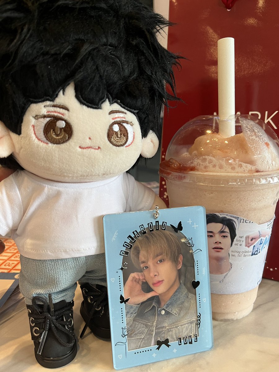 akyeoptafangirl's tweet photo. #AlwaysInStyleWithJake ๐ฉต๐ฉต๐ฉต https://t.co/mo90aqbAqg
