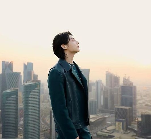 CONGRATULATIONS JUNGKOOK 
STANDING NEXT TO DREAMERS
#Dreamers1stAnniversary
#1YearWithDreamers