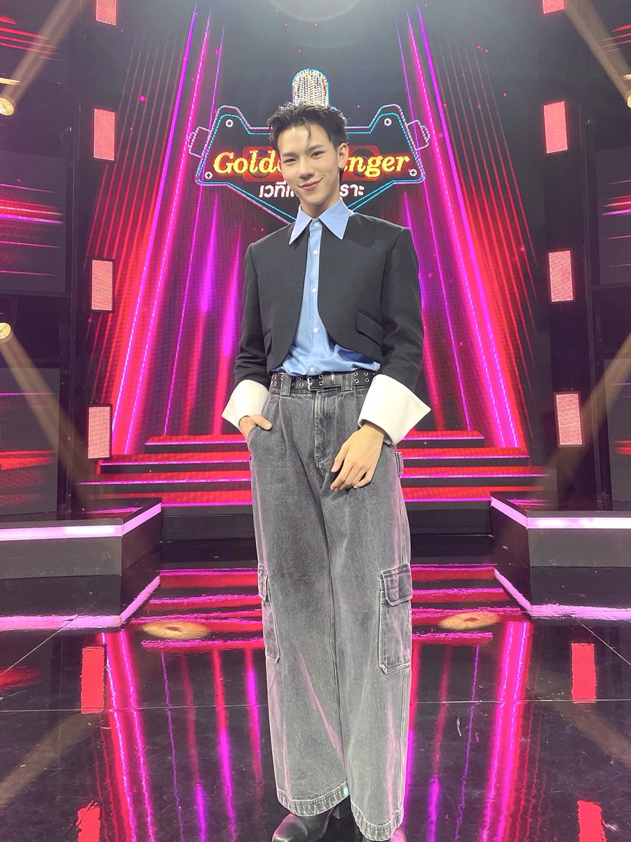 GoldenSinger31's tweet photo. ขอขอบคุณ ปลั๊กกี้ PERSES บอยกรุ๊ปน้องใหม่มากความสามารถ พร้อมโชว์สุดพิเศษเพลง แสนล้านนาที และฝากอัลบั้มแรก PERSES FIRST EP ‘MY TIME’ ของปลั๊กกี้และเพื่อนๆ วง PERSES ด้วย
📌 The Golden Singer เวทีเสียงเพราะ
ทุกวันอาทิตย์ เวลา 18:00 น. ช่อง One31
#TheGoldenSinger #ช่องวัน31
#TheGoldenSingerEP12
#PERSES #PluggyPERSES