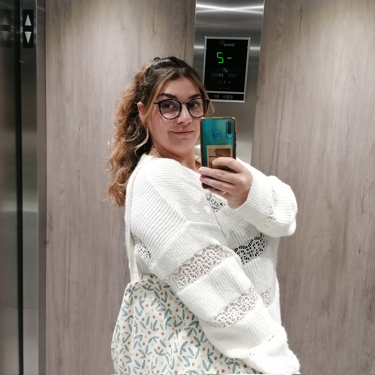 ManonMarll's tweet photo. #NouvellePhotoDeProfil https://t.co/sLeLMPSii0