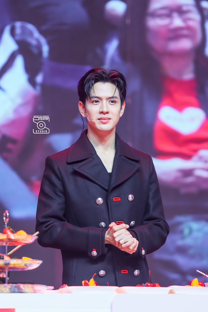 FilmtnpStudio's tweet photo. พี่ฟิล์มในงาน #MakroHoreca2023 

ขอบคุณ  @Makro_th ที่ให้เกียรติพี่ฟิล์มเป็นส่วนหนึ่งของงานอาหารที่ยิ่งใหญ่ระดับโลกนี้
 
หวังว่าได้พบกับพี่ฟิล์มและ Makro เรื่อยๆ น้า

ขอบคุณ #แฟนฟิล์ม ที่ไปให้กำลังใจพี่ฟิล์มทั้งหน้างานและทางบ้านด้วยค่า ◡̈ 

#makrohorecaxjamfilm 

#FilmThanapat https://t.co/kPaEvOf62m