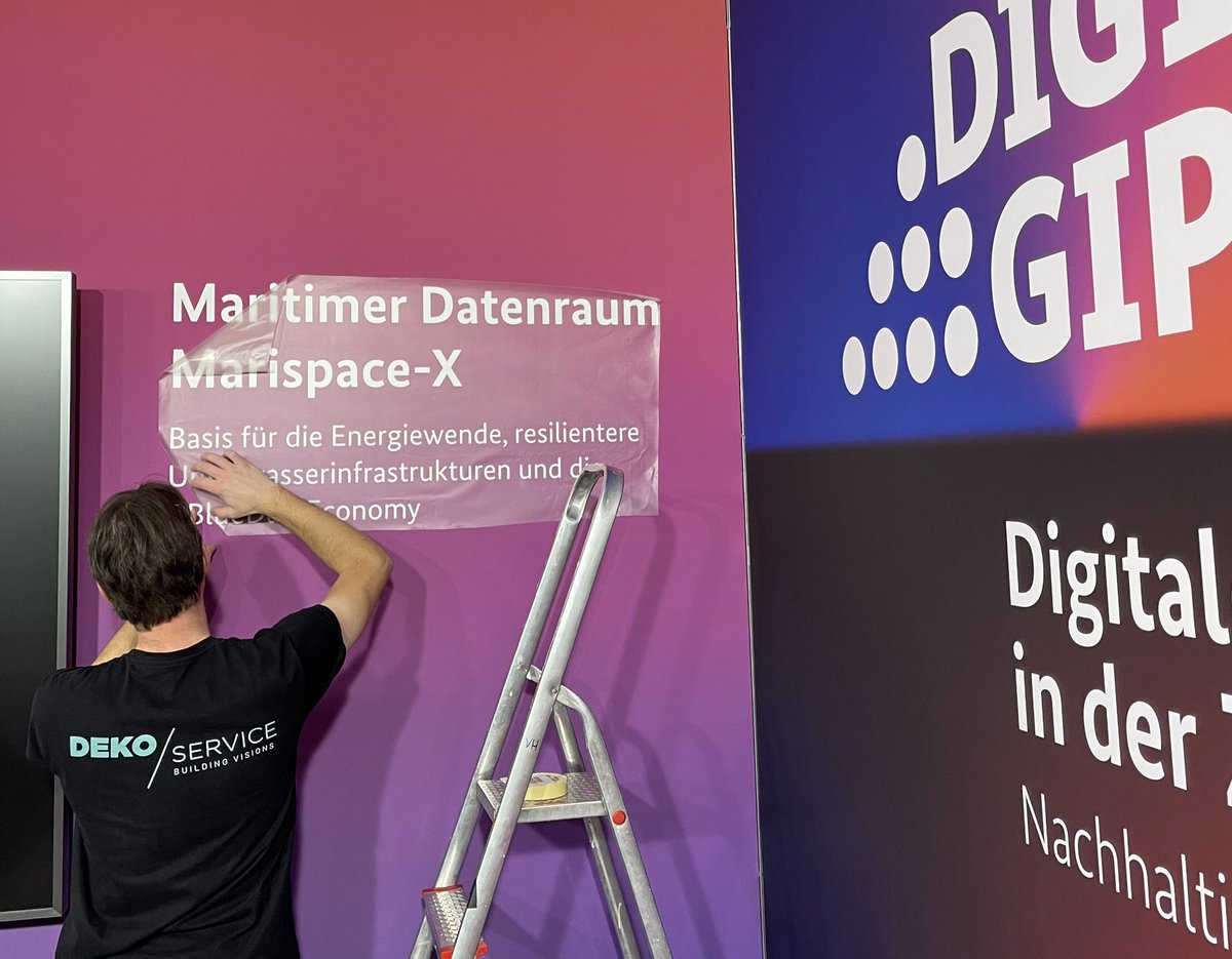 northio_gmbh's tweet photo. In Jena angekommen, bereiten wir das @marispace_x-Kanzler-Exponat für den Digitalgipfel 2023 vor.

Es sieht toll aus. Wir werden weiter berichten.

@JannWendt @FrithjofHennem1 @GaiaXGermany https://t.co/o558iCkWOx