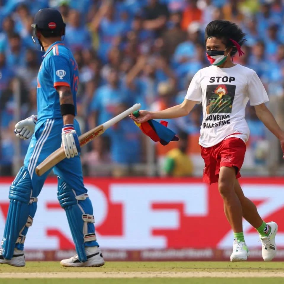 007_Musaib's tweet photo. Stop bombing on #Palestine
#WorldcupFinal
#ViratKohli 
#Worldcupfinal2023 
#INDvsAUSfinal 
#India
#Gaza https://t.co/sVFUtDpXu4