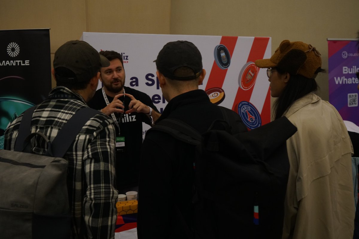 altugx's tweet photo. Muhteşem ve bir o kadar yorucu bir hafta sonu geçirdik. @ETHGlobal Hackaton sırasında EVM geliştirici topluluğuna kendimizi ilk kez tanıtmış olduk. Fark ettik ki bu çalışkan ve üretken topluluk bizi hiç tanımıyormuş. Fakat artık bu değişiyor. 

Tam 51 adet yeni SportFi ve Fan Token utility projesi Chiliz chain kullanarak projelerini hayata geçirdiler. Bunlardan 2 tanesi hackathon’un en iyi 10 proje arasına girdi. 

Chiliz ve Fan Tokenlar için çıktığımız bu yeni serüvenin için ilk başlangıcının İstanbul’da olması da bir ayrı mutluluk kaynağı oldu. 

Önümüzdeki senelerde çok daha güçlü bir geliştirici topluluğu kurmak için kollarımızı sıvadık. Bakalım daha ne kadar yaratıcı projeler göreceğiz. 🌶️