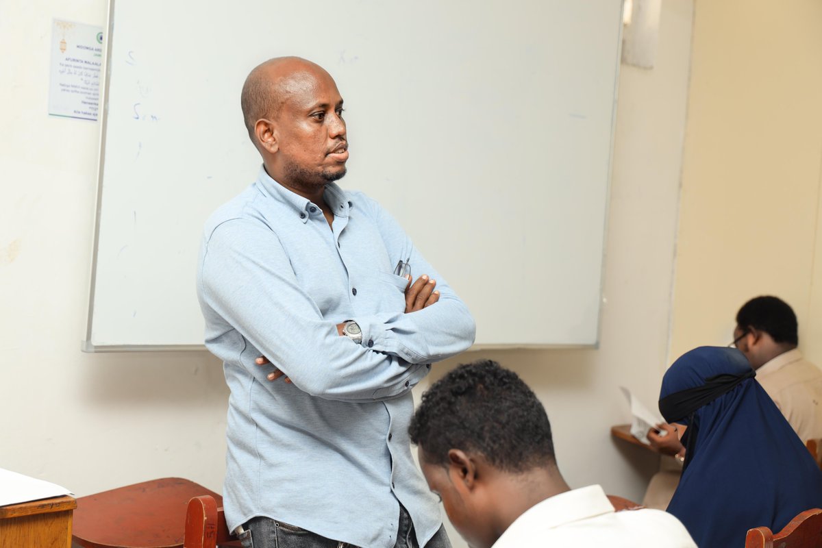 JamhuriyaUniv's tweet photo. Imtixaanka bartamaha semester-ka I (𝐌𝐢𝐝𝐭𝐞𝐫𝐦 𝐄𝐱𝐚𝐦) ee sanad dugsiyeedka 𝟐𝟎𝟐𝟑-𝟐𝟎𝟐𝟒, ayaa si nabad ah ku soo idlaaday maanta.
Dhamaan ardayda waxaan u rajeynaynaa guul iyo horumar.
#JUST #LifeAtJUST #MidtermExam https://t.co/F7xngsullh