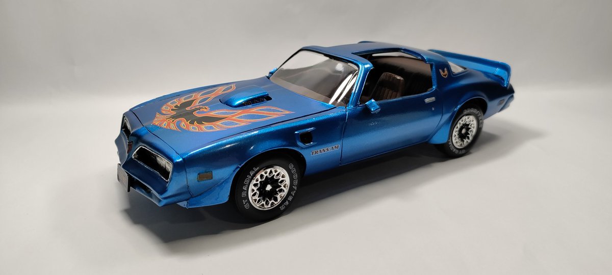 Humgorhobby's tweet image. 1977. Pontiac Firebird T/A 
MPC 1:25
#scalemodel