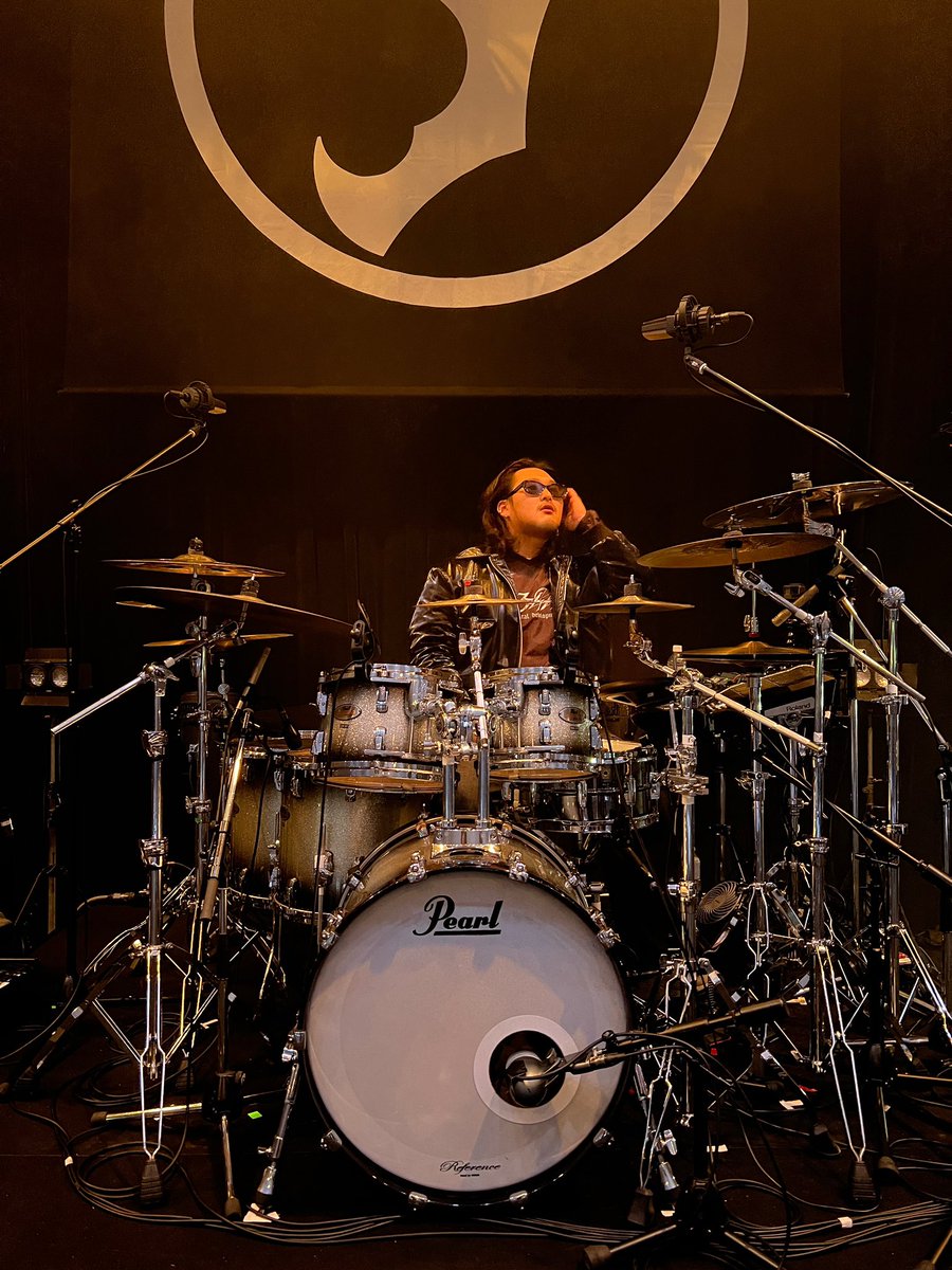 Murdooz_'s tweet photo. with.freevolt

#bobby #japantour #Robert #tokyo #zeppdivercitytokyo #freevolt #drummer #murdooz #zoodrum #Joshuacho #バビ https://t.co/JlLJb37nE8