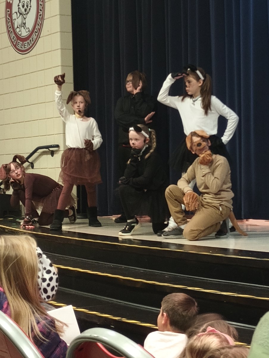 The elementary school play of "101 Dalmatians". It was a delightful showcase of talent and pure joy. 🎭🐶
