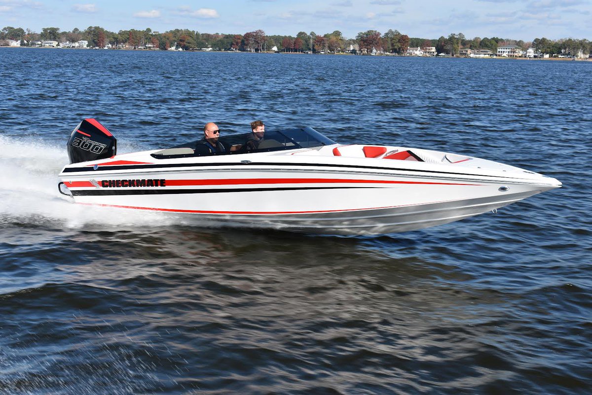 boatingmagazine's tweet photo. We put this new @Checkmate Powerboats 24 model through its paces a few days ago. Powered by @MercuryRacing 300R we hit 67 mph. Full test report to come! #boats #performanceboats #outboardboats #outboards #gofastboats https://t.co/kd3YLhmNl6
