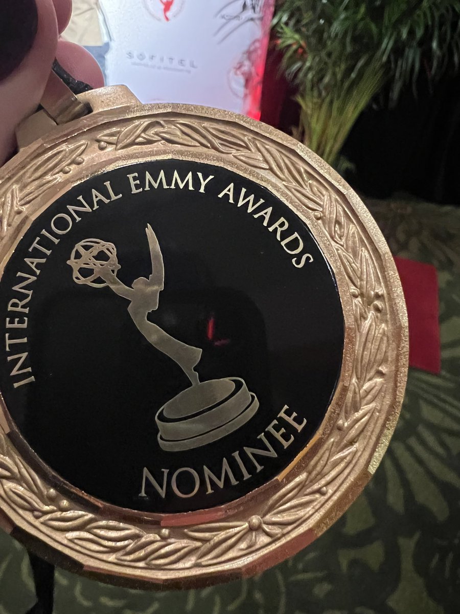 Que felices nos hace que la historia de <a href="/alexiaputellas/">Alexia Putellas</a> nos haya llevado hasta los <a href="/iemmys/">International Emmy Awards</a>   Y que ilusión hace esta medalla!!!! Gracias por esta aventura <a href="/TeamYouFirst/">You First | Gersh</a>