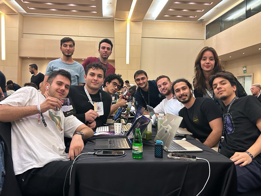 YTU Blockchain tweet media