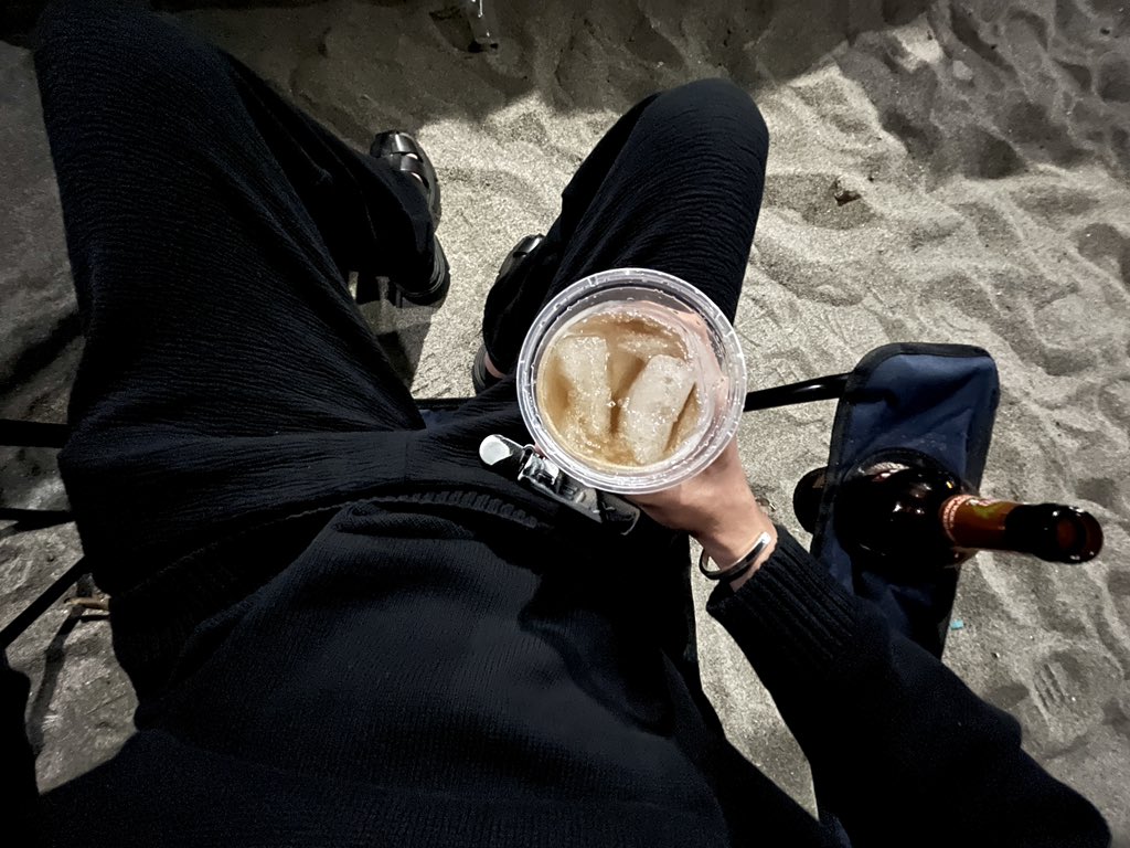 _ichanrus's tweet photo. Hold on (the beer) tight! 🍺 https://t.co/2ylvssLMNr
